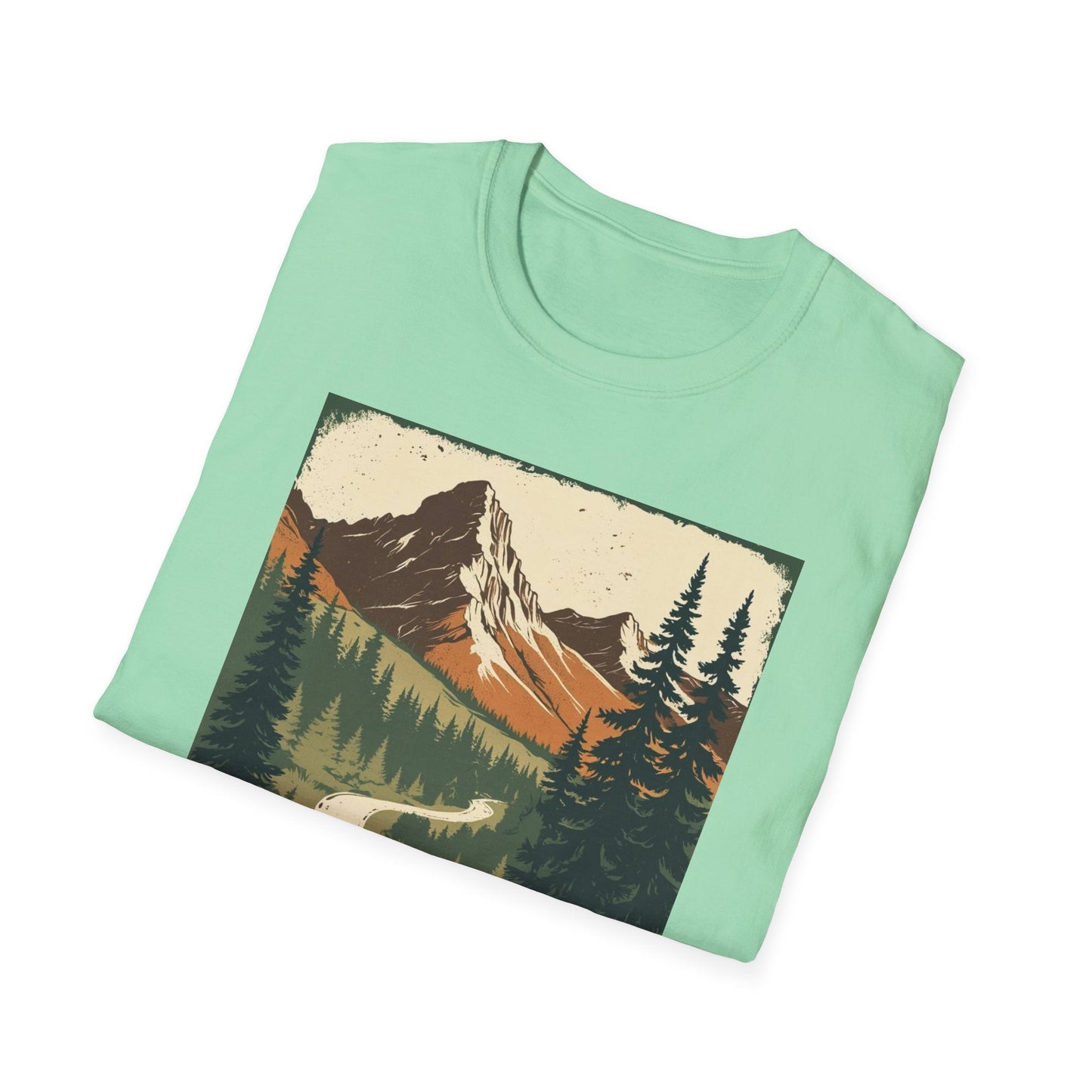Montana Nature Tee – Softstyle Vintage Shirt for Hikers & Travelers