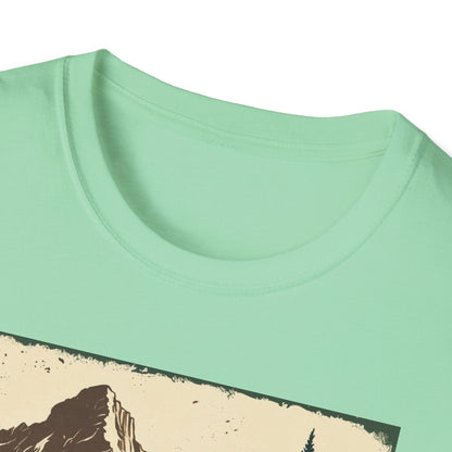 Montana Nature Tee – Softstyle Vintage Shirt for Hikers & Travelers
