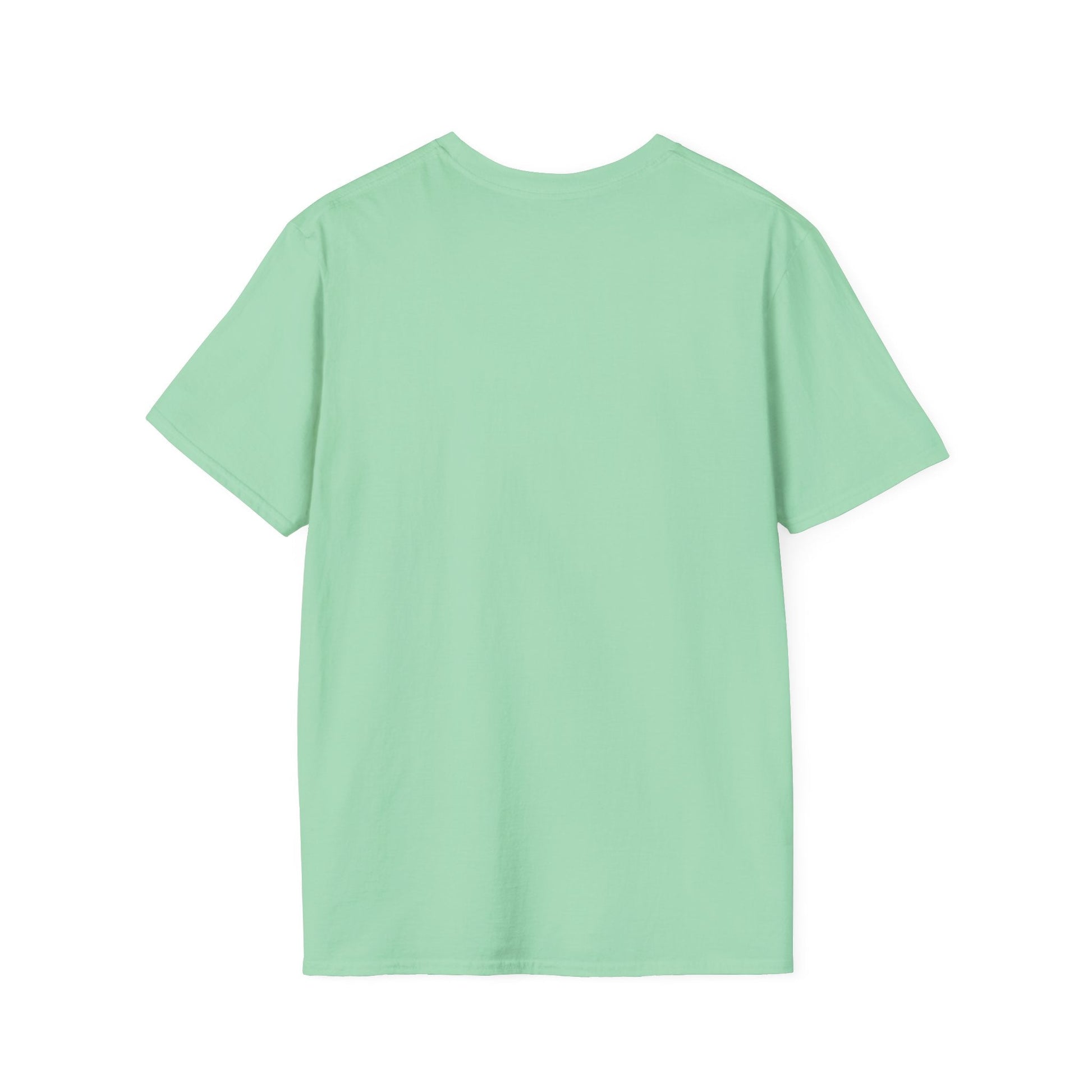 Montana Nature Tee – Softstyle Vintage Shirt for Hikers & Travelers
